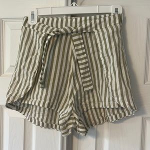 Billabong wrap shorts size 6